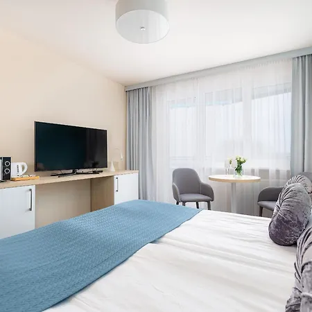 Aparthotel On The Parseta River By Renters 3*