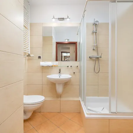 Aparthotel On The Parseta River By Renters 3*